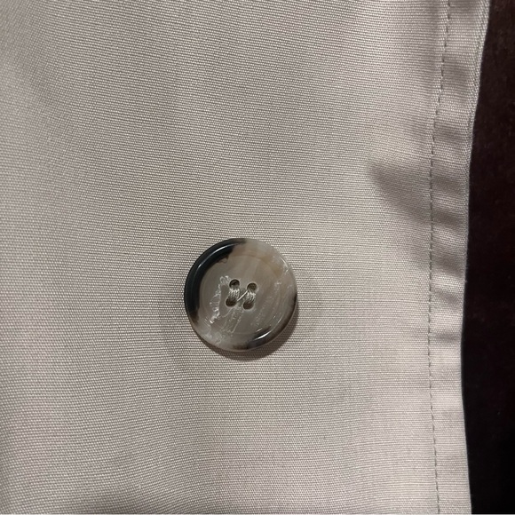 London Fog Classic Tan Trench Coat - Picture 6 of 12